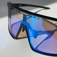 ENDURO PHC-BLU BLK Sportbrille mit phototropen Gläsern schwarz matt
