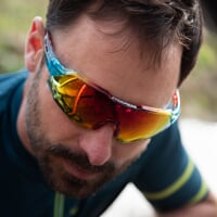 SWING RED-R RBW/BLK die Sportbrille regenbogenfarb/schwarz